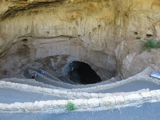 Carlsbad Caverns Entrance – Parque Nacional de las Cavernas de Carlsbad