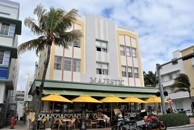 3) Majestic – Miami Beach et South Beach