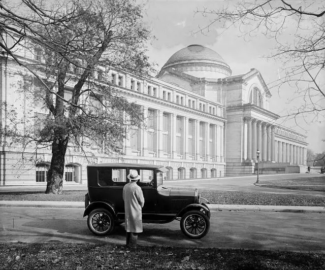 Smithsonian Natural History Museum circa – Smithsonian National Museum of Natural History