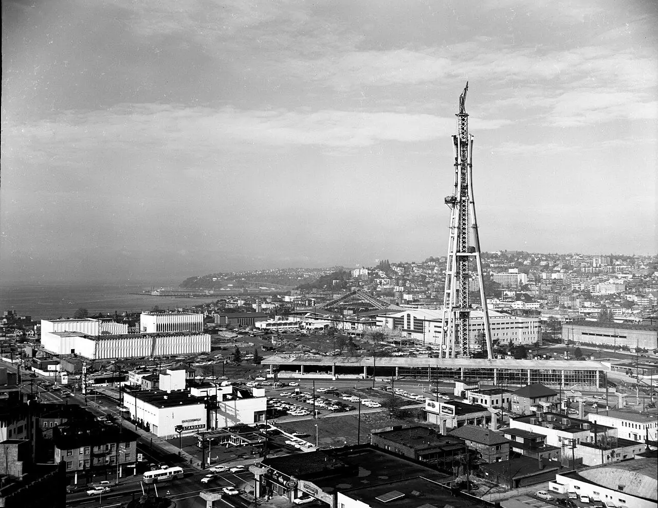 Built for the 1962 World’s Fair, the Space Needle rises 184 meters above the Seattle Center and quickly became the…
