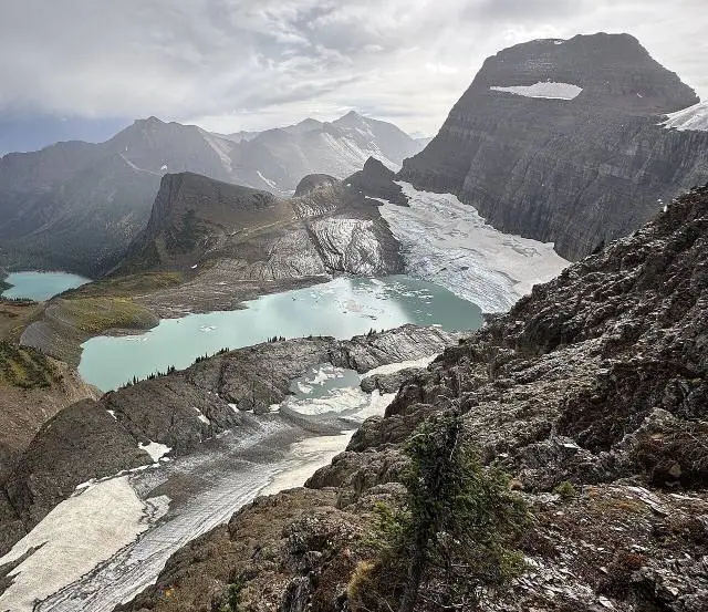 Grinnell Glacier Trail in Montana