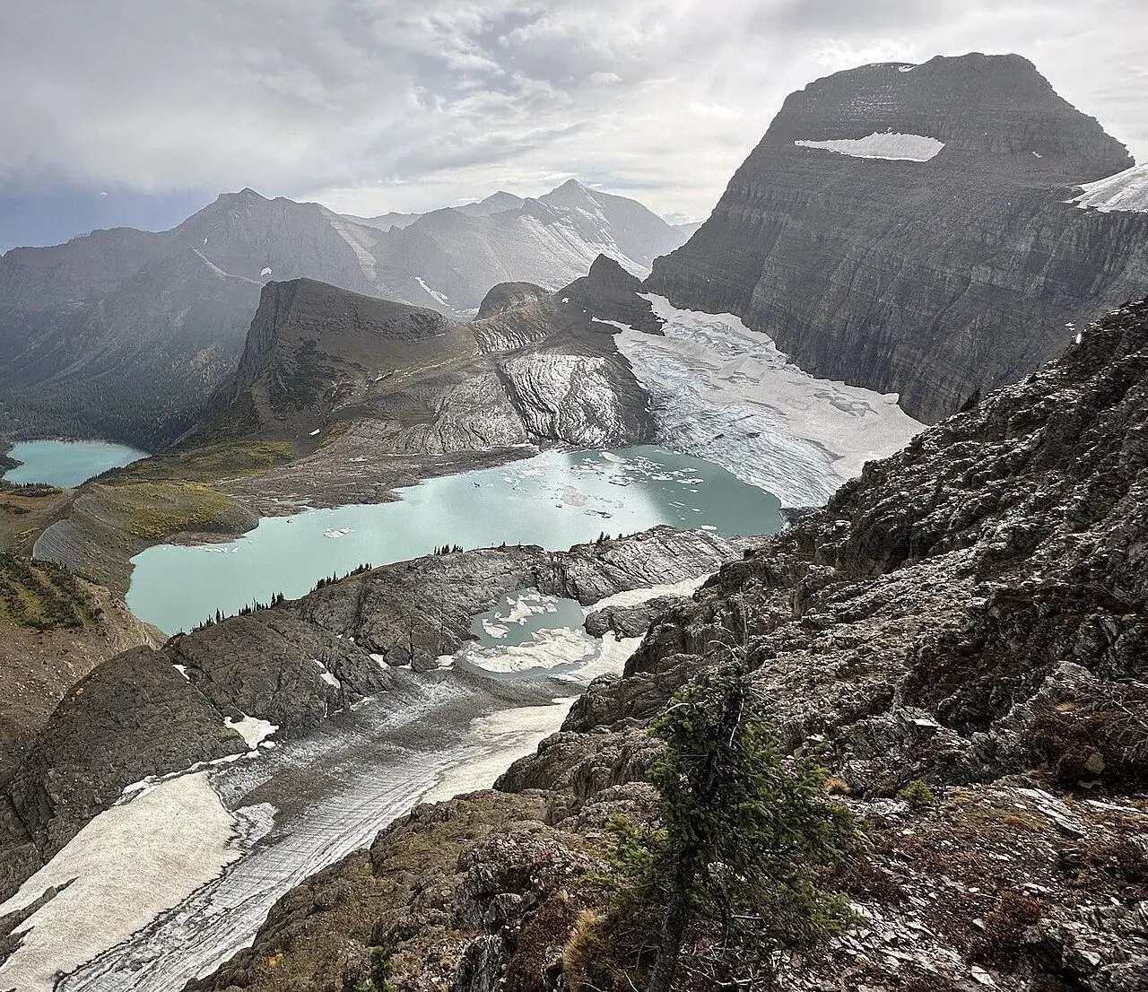 Grinnell Glacier Trail in Montana