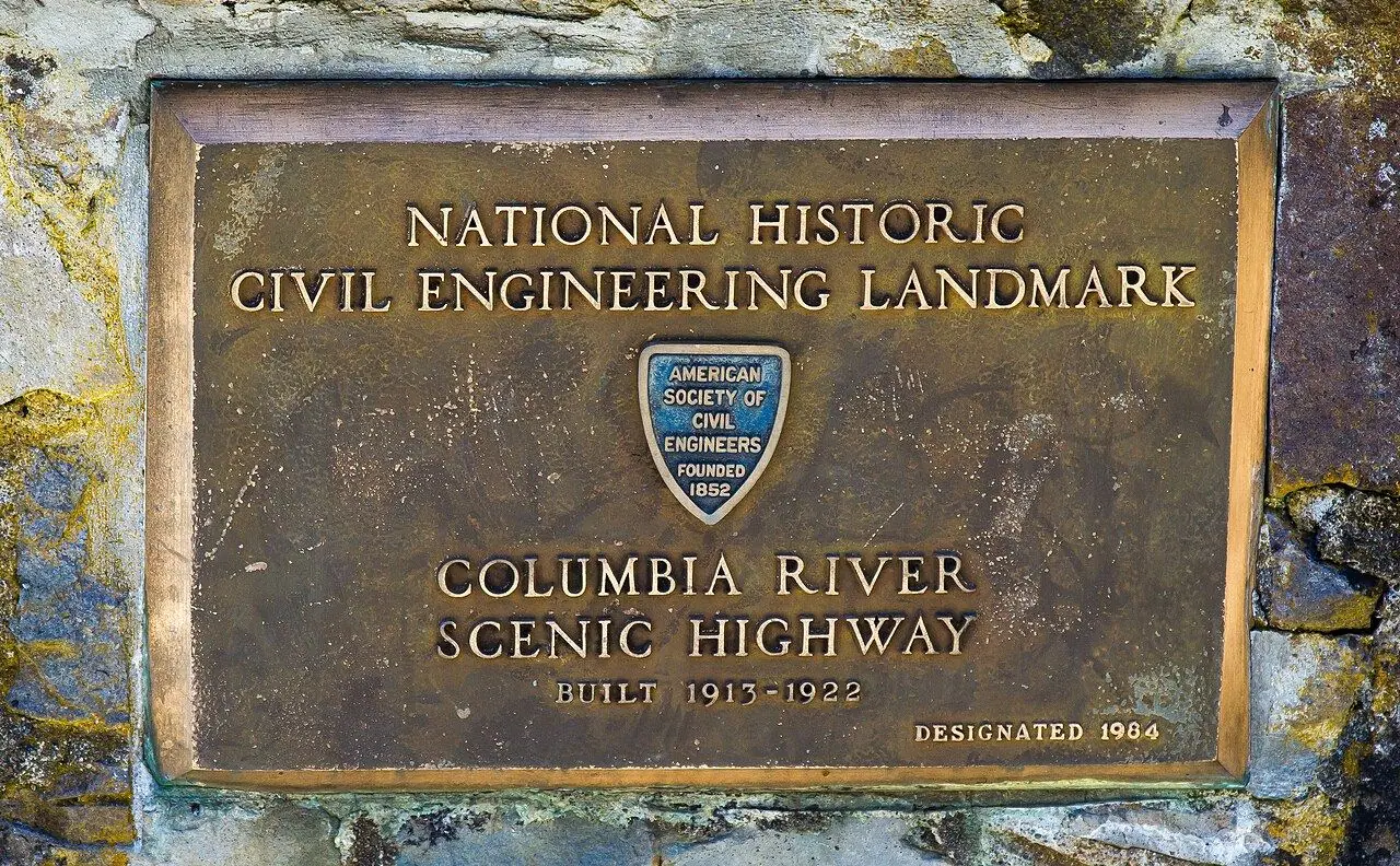 Multnomah Falls – Historic Columbia River Highway