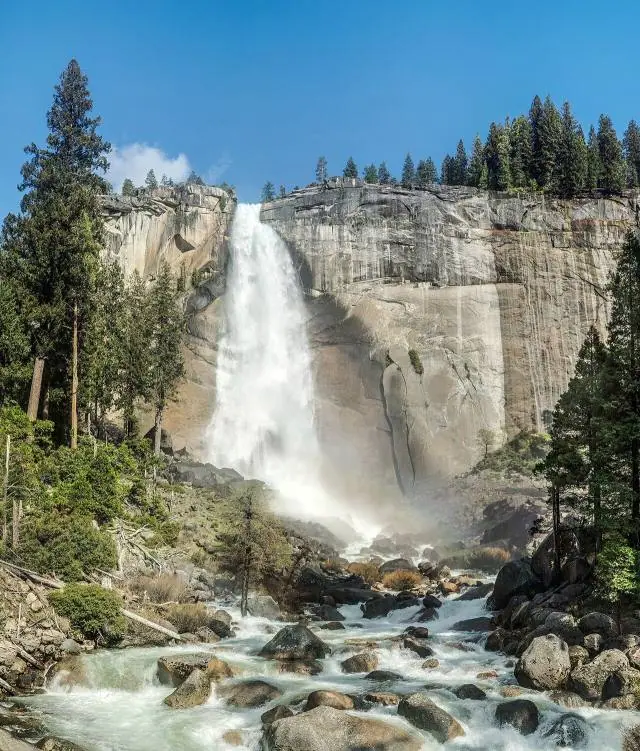 Mist Trail zu Vernal & Nevada Fall in Kalifornien